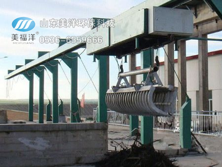 點(diǎn)擊查看詳細(xì)信息<br>標(biāo)題：抓斗式機(jī)械格柵 閱讀次數(shù)：3159