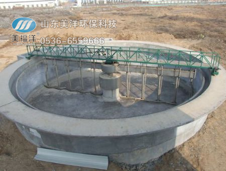 點(diǎn)擊查看詳細(xì)信息<br>標(biāo)題：Center drive mud scraper 閱讀次數(shù)：2541