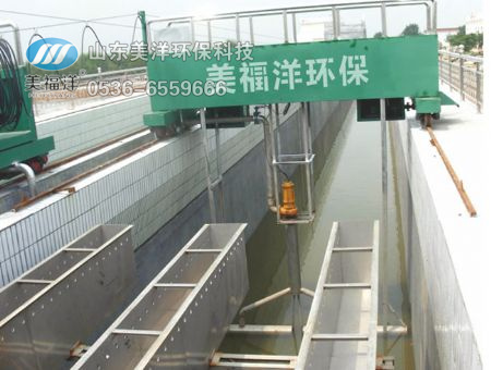 點擊查看詳細信息<br>標題：桁車式刮泥機 閱讀次數(shù)：4463