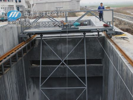 點擊查看詳細信息<br>標題：桁車式刮泥機 閱讀次數(shù)：3427