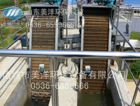 點擊查看詳細信息<br>標題：機械格柵 閱讀次數(shù)：2735